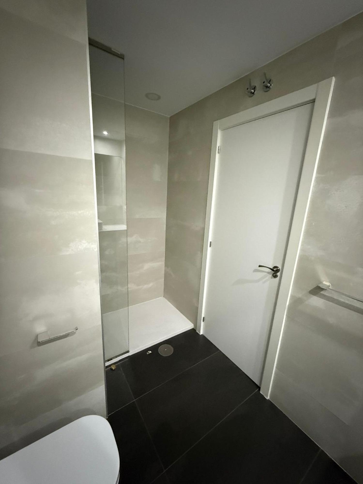 To Room Madrid Castellana Luaran gambar