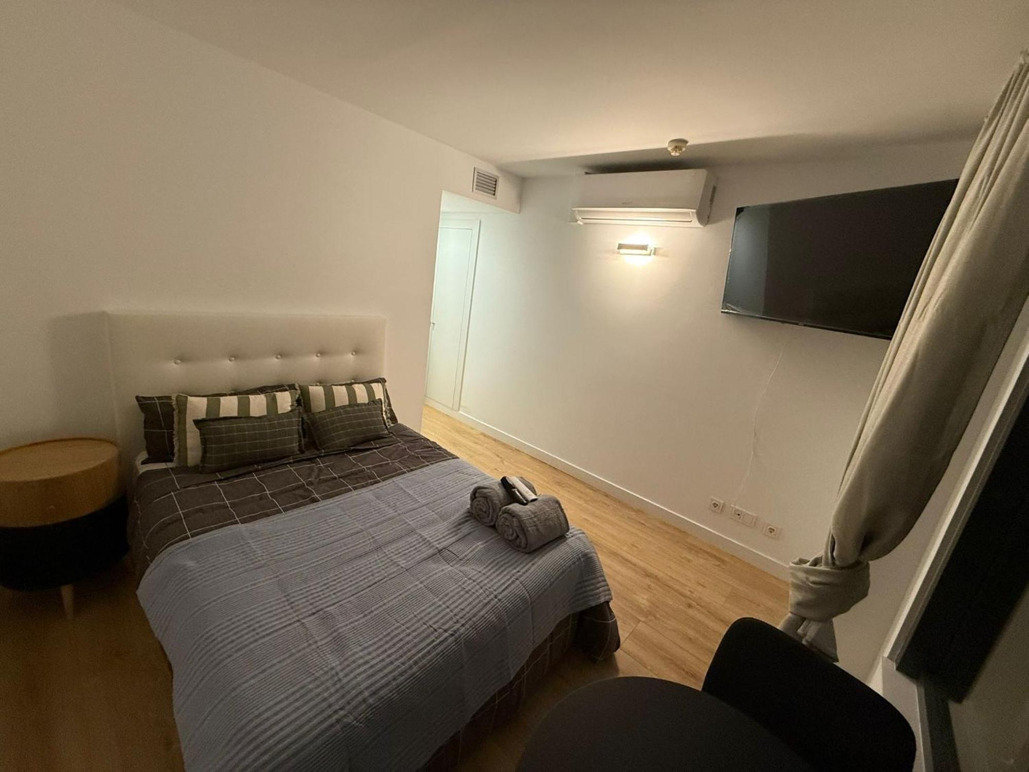 To Room Madrid Castellana Luaran gambar